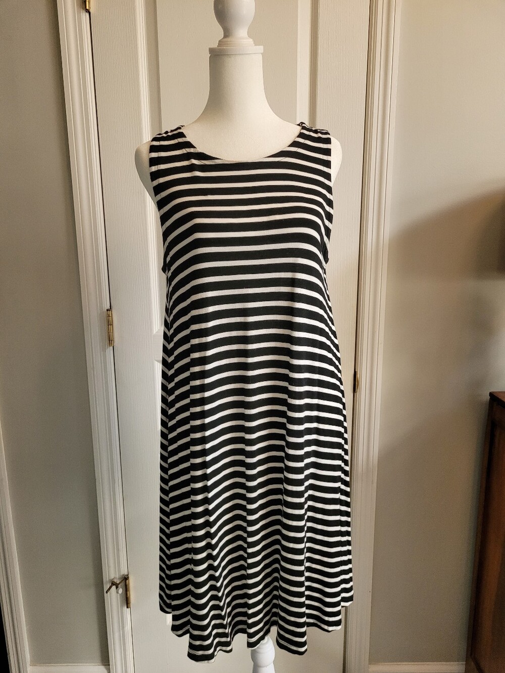 LOFT Black and White Striped Sleeveless Swing Dress, SZ M